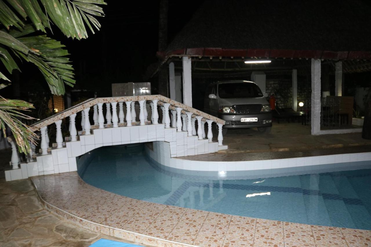 A Wonderful Beach Property In Diani Beach Kenya.A Dream Holiday Place. Mombasa Eksteriør bilde